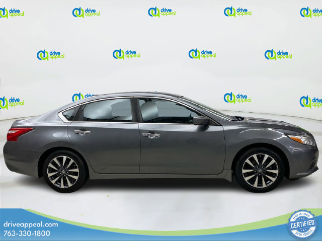 Used 2017 Nissan Altima 2.5 SV FWD image 4