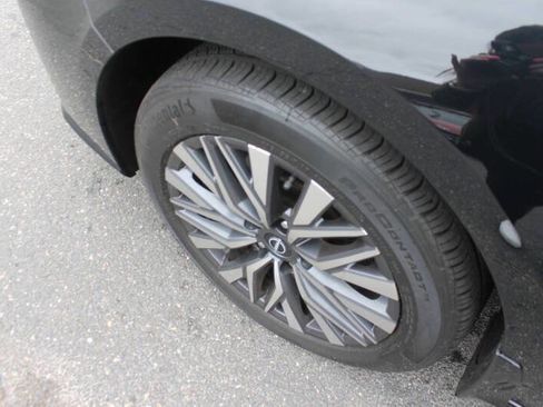 Used 2023 Nissan Altima 2.5 SV w/ SV Premium Package image 13