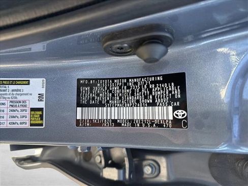 Used 2022 Toyota Corolla LE image 28