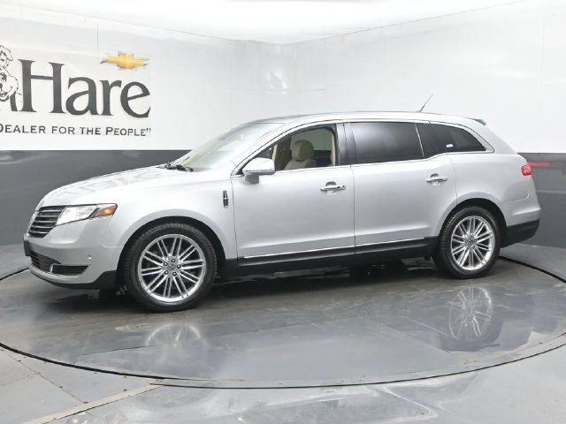 Used 2019 Lincoln MKT AWD image 42