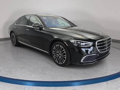 Certified 2024 Mercedes-Benz S 580 4MATIC Sedan w/ Warmth & Comfort Package image 3