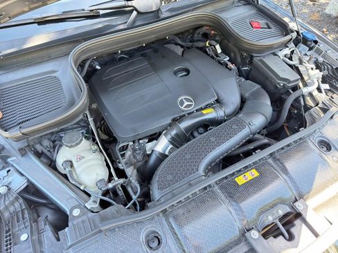 Used 2023 Mercedes-Benz GLE 350 4MATIC w/ AMG Line Exterior image 25