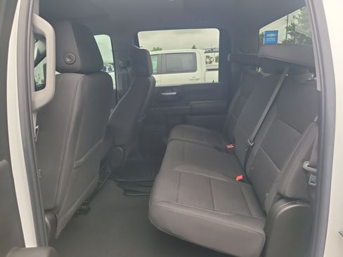 Used 2024 Chevrolet Silverado 2500 Custom w/ Custom Convenience Package AWD/4WD image 15