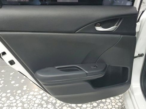 Used 2019 Honda Civic Sport image 16