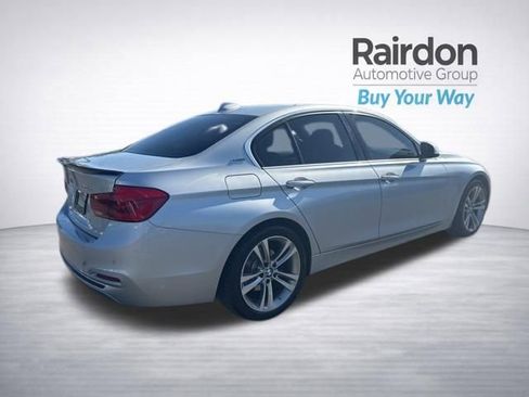 Used 2017 BMW 330e RWD image 7