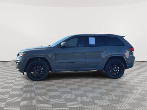 Used 2021 Jeep Grand Cherokee Laredo X image 5