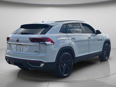 Used 2022 Volkswagen Atlas Cross Sport SE AWD/4WD image 7