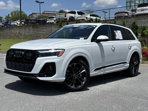 Used 2025 Audi Q7 3.0T Premium Plus w/ Premium Plus Package AWD/4WD image 5