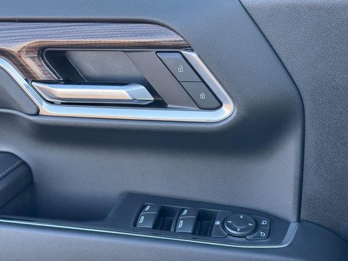 Used 2024 Chevrolet Silverado 1500 RST image 23