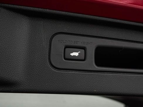 New 2026 Honda Pilot Black Edition image 9