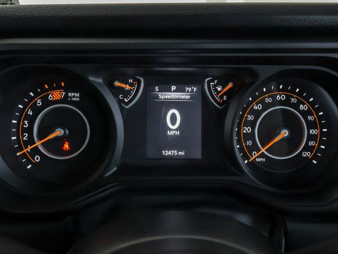 Used 2025 Jeep Wrangler Unlimited Sport AWD/4WD image 27