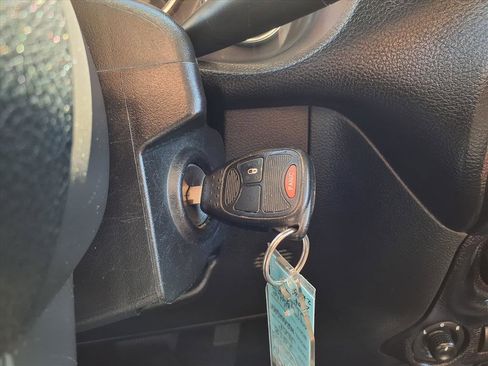 Used 2018 Jeep Wrangler Unlimited Sport image 9