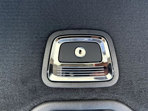 Certified 2026 Mercedes-Benz GLC 300 4MATIC image 9