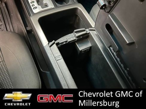 Used 2015 Nissan Titan SV w/ SV Value Truck Package image 27