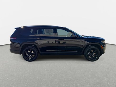 New 2025 Jeep Grand Cherokee L Limited image 4