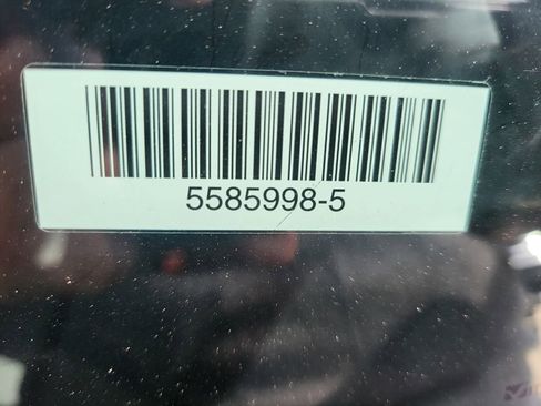 Used 2025 Toyota Camry LE image 9