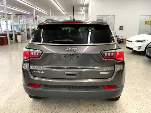 Used 2018 Jeep Compass Latitude image 6