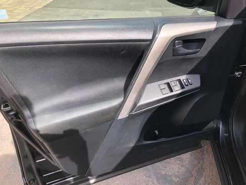 Used 2017 Toyota RAV4 LE image 11