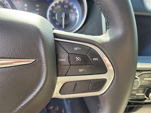 Used 2023 Chrysler 300 Touring L w/ Popular Equipment Group image 31