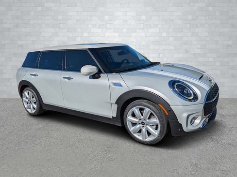 Used 2022 MINI Cooper Clubman S image 1