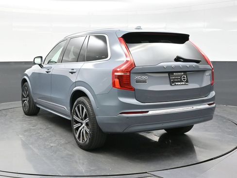 Used 2023 Volvo XC90 B5 Plus w/ Protection Package Premier AWD/4WD image 5