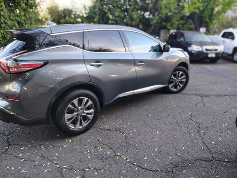 Used 2017 Nissan Murano S image 13