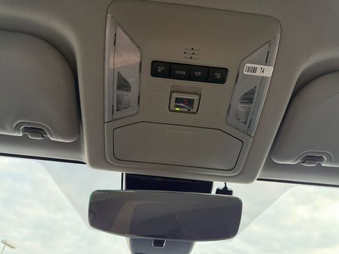 Used 2022 Toyota RAV4 LE image 26