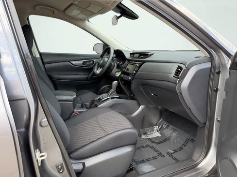 Used 2019 Nissan Rogue S FWD image 33