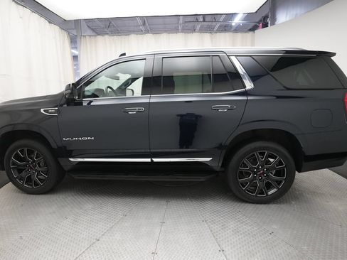 Used 2024 GMC Yukon SLT w/ SLT Luxury Package AWD/4WD image 25