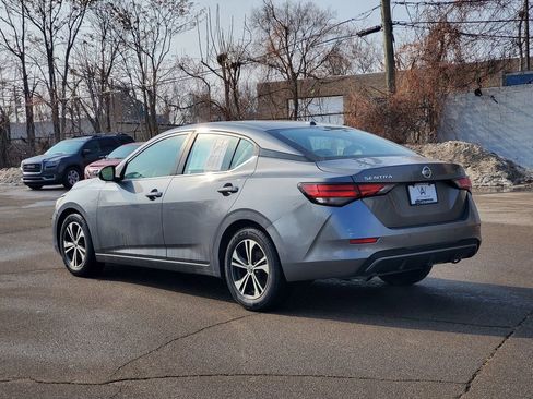 Used 2023 Nissan Sentra SV image 4
