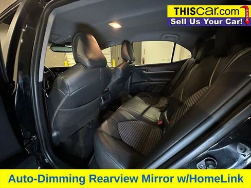 Used 2019 Toyota Camry SE image 16