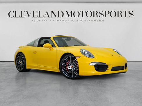 Used 2015 Porsche 911 Targa 4S w/ Burmester Audio Package AWD/4WD image 2