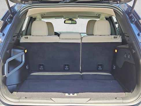 Used 2016 Jeep Cherokee Latitude w/ Safety/Convenience Group FWD image 10