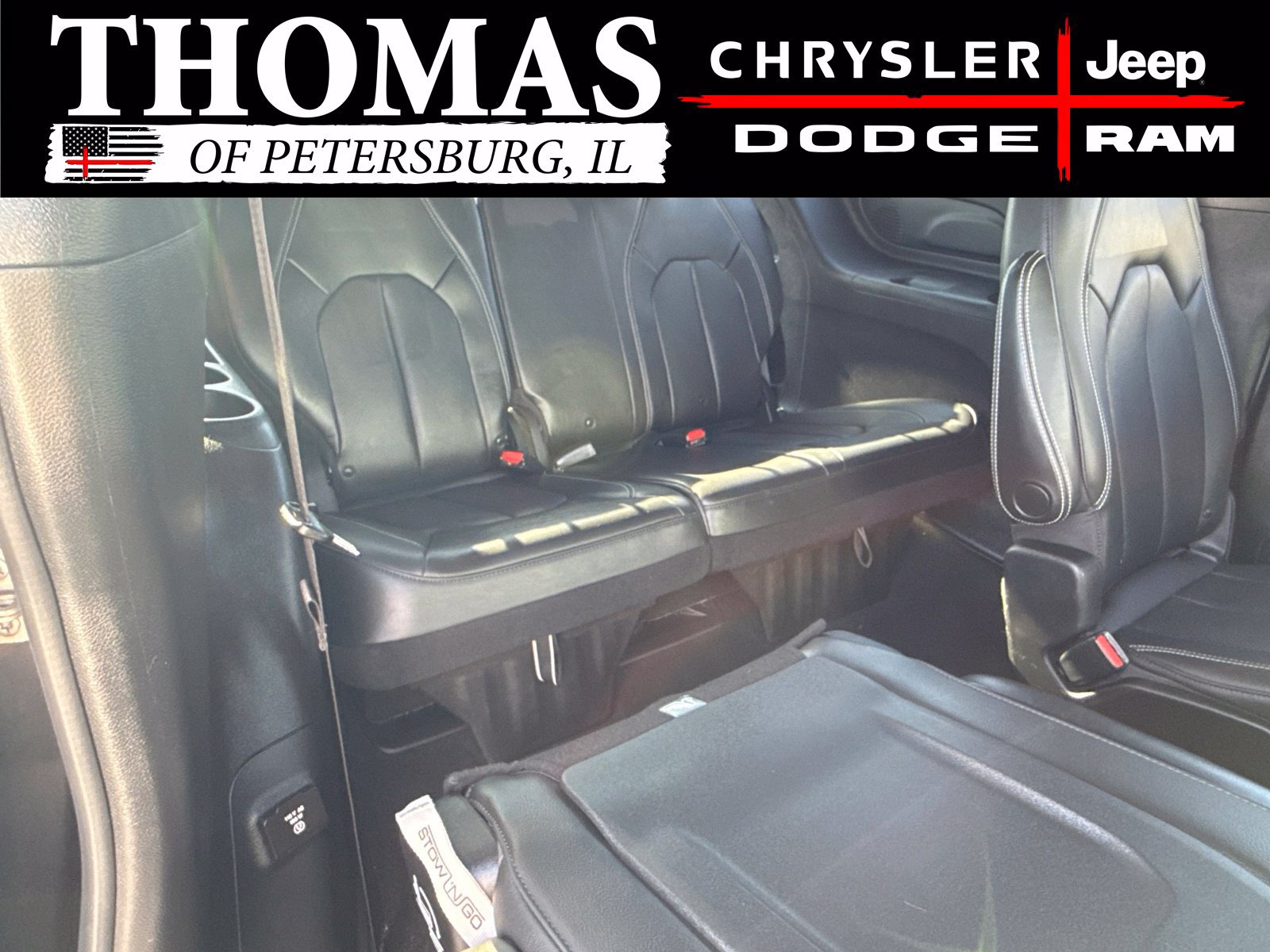 Used 2020 Chrysler Pacifica Touring-L Plus w/ S Appearance Package FWD image 33