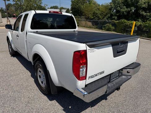 Used 2019 Nissan Frontier S RWD image 5
