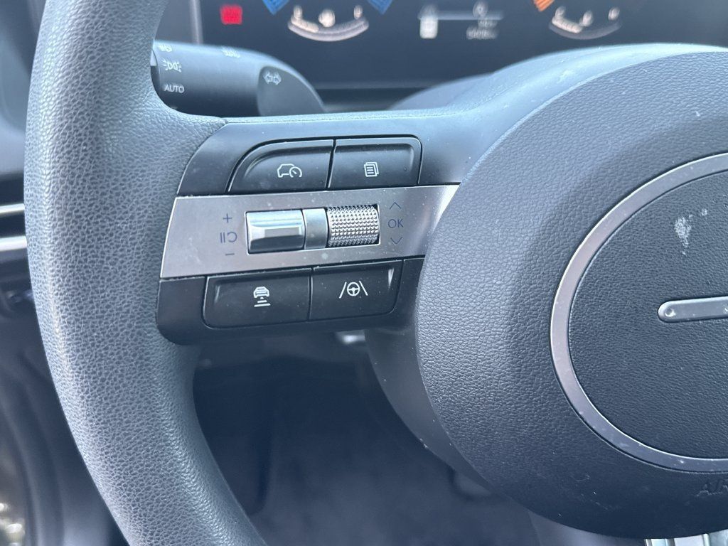 Certified 2025 Hyundai Tucson SEL FWD image 19