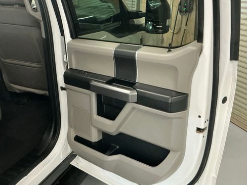 Used 2021 Ford F350 XLT image 14