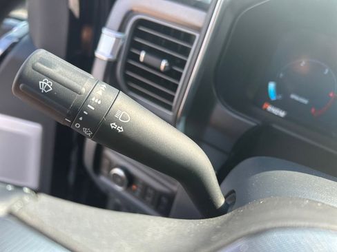 New 2025 Ford F250 Platinum w/ FX4 Off-Road Package image 15