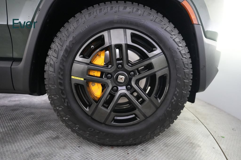 Used 2023 Rivian R1S Adventure Quad AWD/4WD image 20