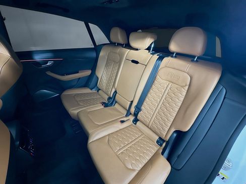 Used 2022 Audi RS Q8 w/ Carbon Optic Package image 23