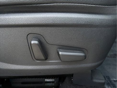 Used 2019 Hyundai Santa Fe Limited image 45