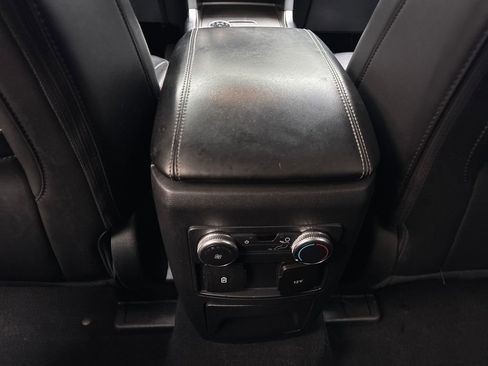 Used 2022 Ford Explorer XLT w/ Equipment Group 202A AWD/4WD image 75