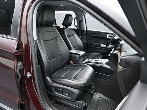 Certified 2023 Ford Explorer Limited w/ Equipment Group 301A image 29