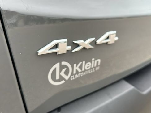 Used 2019 Jeep Renegade Sport w/ Sport Appearance Group AWD/4WD image 12