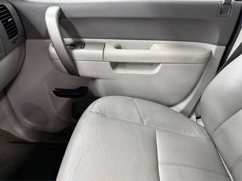 Used 2010 GMC Sierra 1500 SLE w/ Power Pack Plus image 34