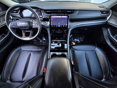 Certified 2023 Jeep Grand Cherokee L Limited image 9
