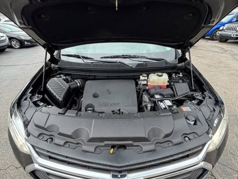 Used 2019 Chevrolet Traverse LS FWD image 35