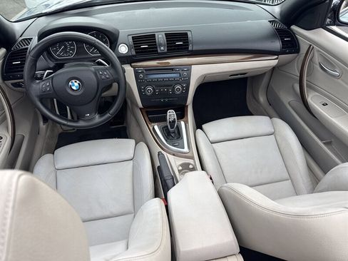 Used 2012 BMW 135i Convertible image 24
