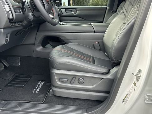 New 2026 Nissan Armada PRO-4X AWD/4WD image 10