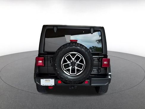 Used 2026 Jeep Wrangler Unlimited Rubicon AWD/4WD image 10